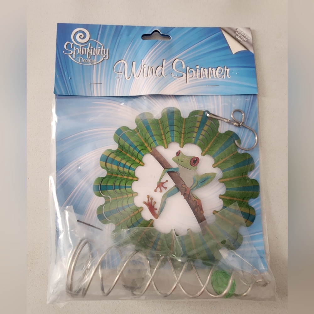 Green Frog Wind Spinner
